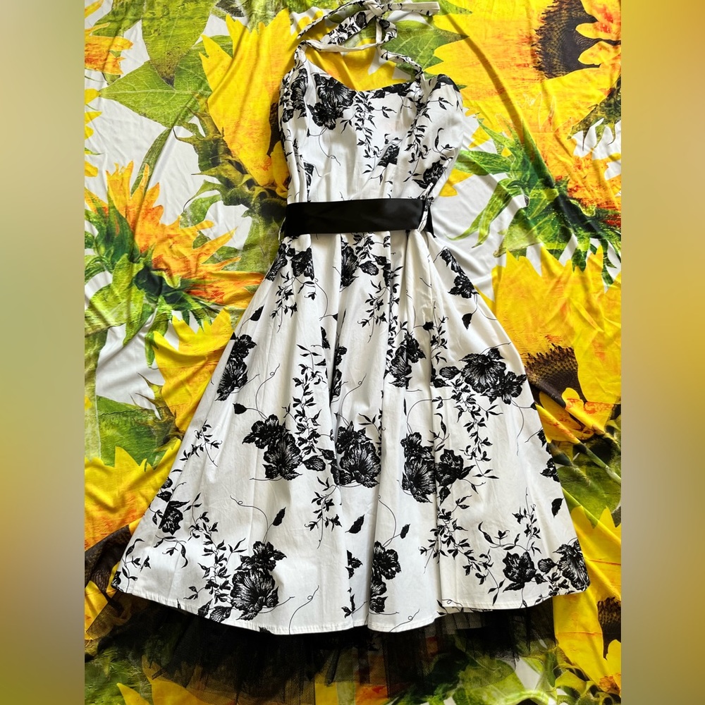 Pin-up Style Dress